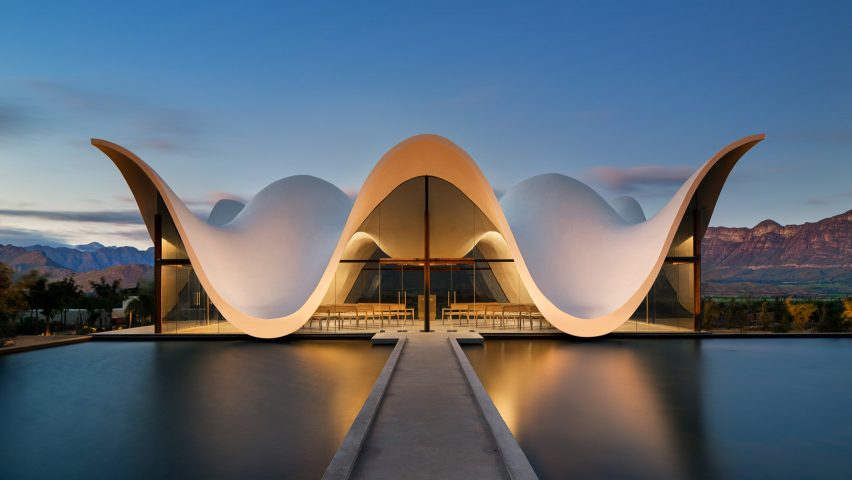 bosjes-chapel-steyn-studio-architecture-south-africa-cultural_dezeen_hero-852x480.jpg