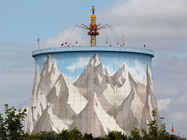 Top of the World’s Weirdest Tower – Fubiz Media