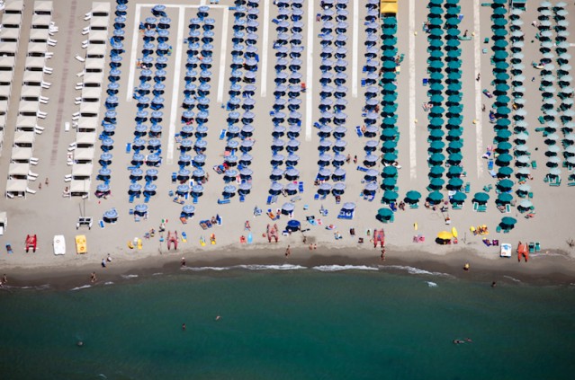 Beaches Photography by Alex Mac Lean – Fubiz Media