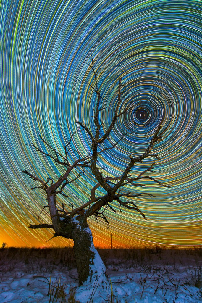 Colorful Star Trails – Fubiz Media