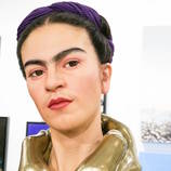 Hyperrealistic Sculpture of Frida Kahlo – Fubiz Media