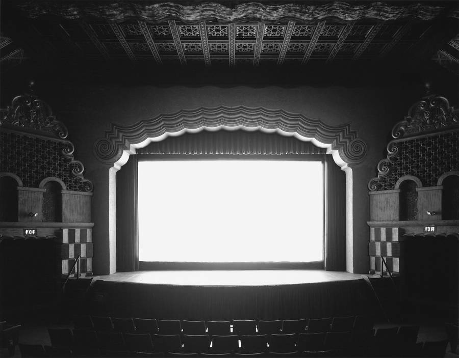 Black and White Pictures of Cinemas – Fubiz Media