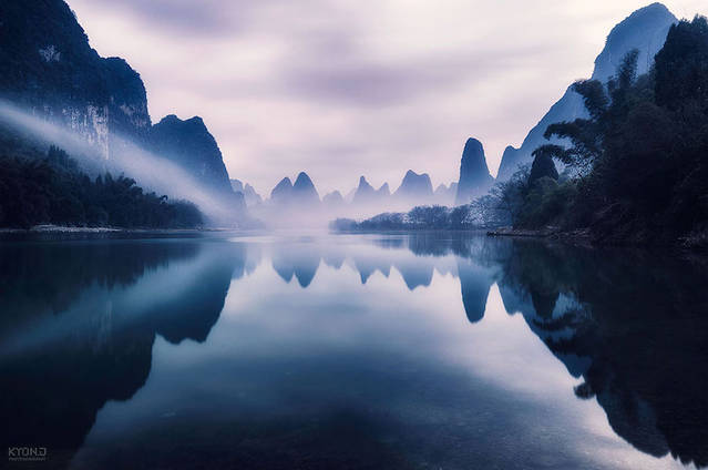 Misty Mountainous Landscapes – Fubiz Media