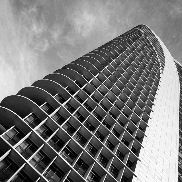 Vertiginous Black and White Buildings – Fubiz Media