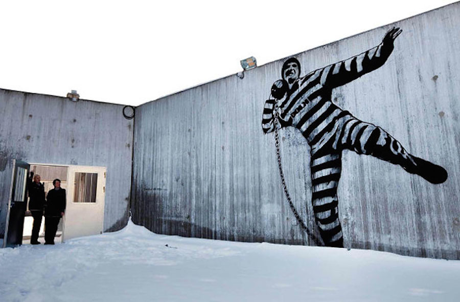 Uncluttered and Realistic Norwegian Street Art-14