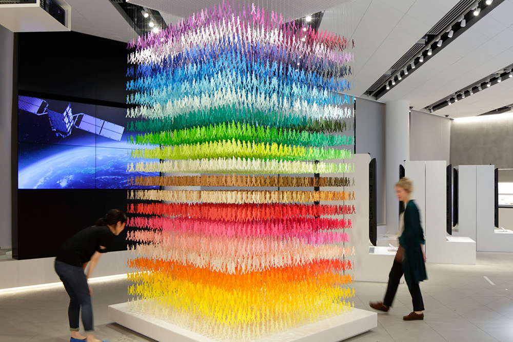 The New Paper Installation of Emmanuelle Moureaux – Fubiz Media