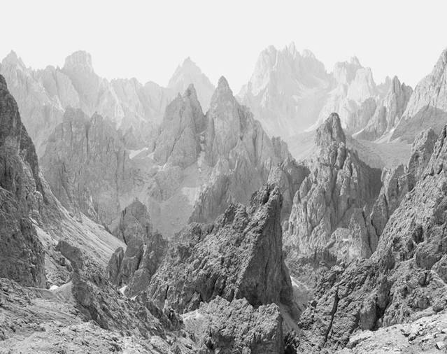 Artificial Black and White Landscapes – Fubiz Media