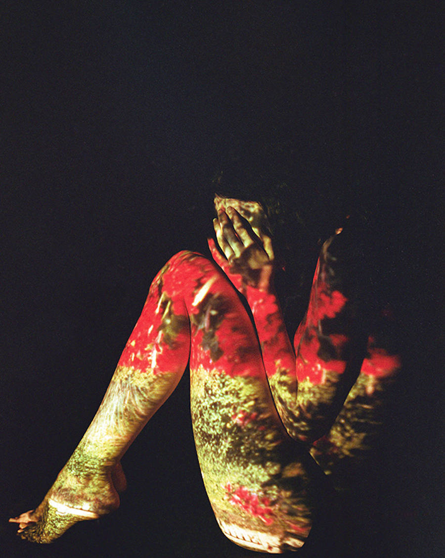 Sensual Body Art Projections By Davis Ayer – Fubiz Media