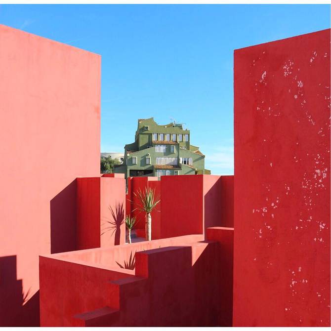 Playing With Colors And Architectures – Fubiz Media