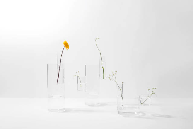 Playful Flower Vases by Designer Moises Hernandez – Fubiz Media