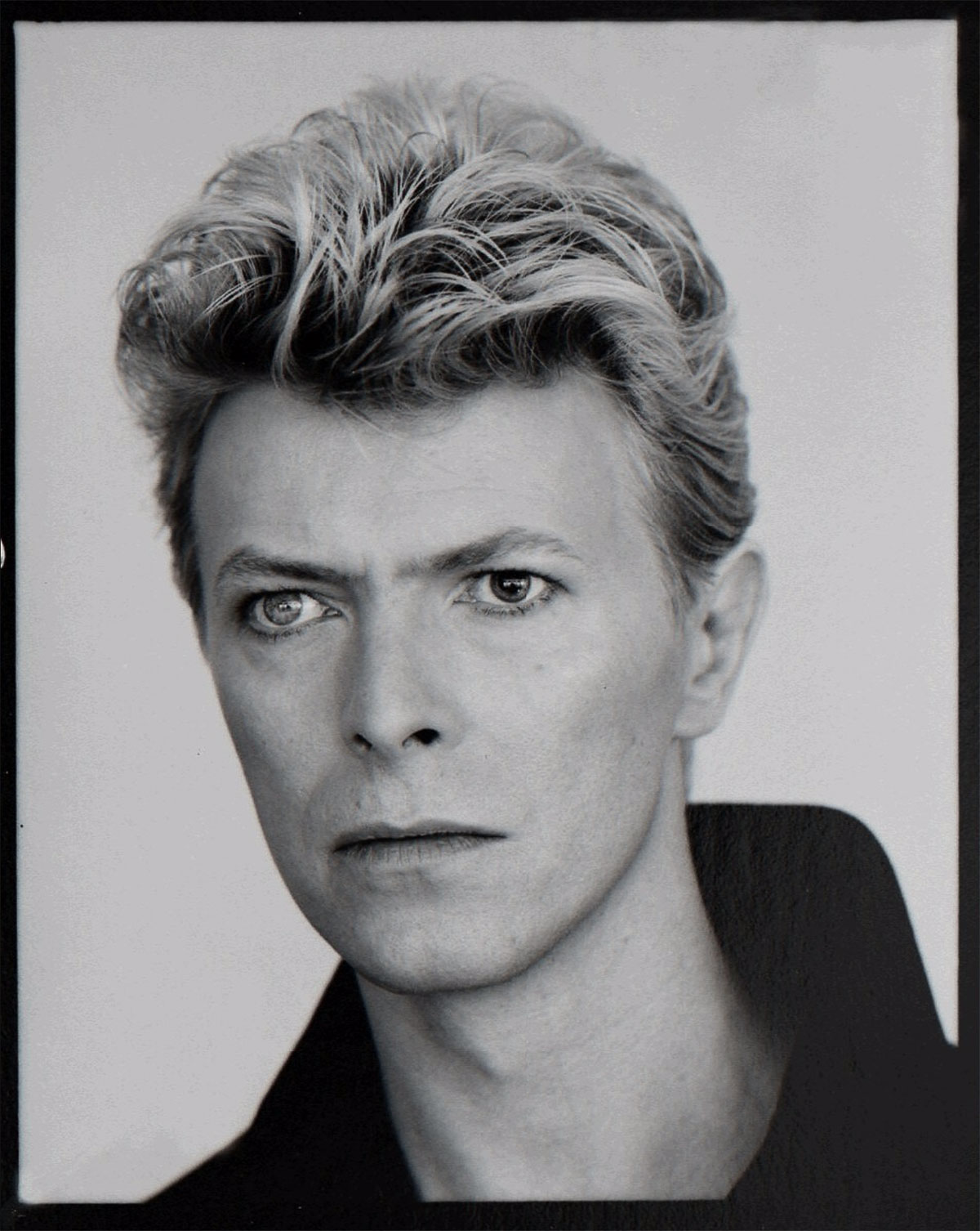 Unseen Photographs of David Bowie by Tony McGee – Fubiz Media