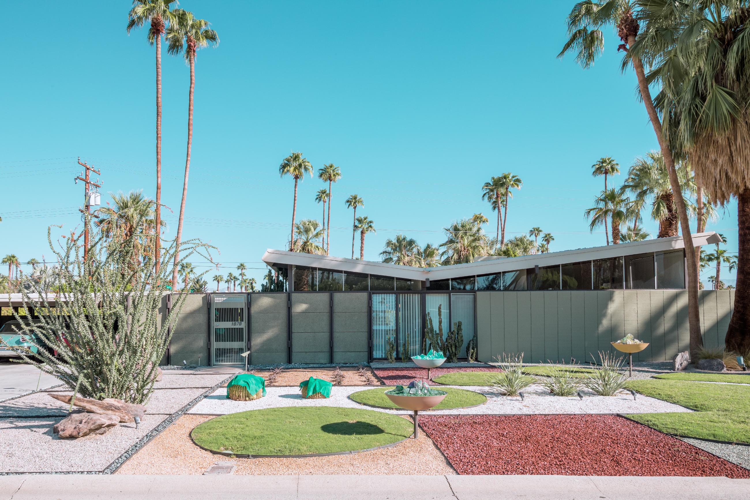 Desert Modernism In Palm Springs – Fubiz Media